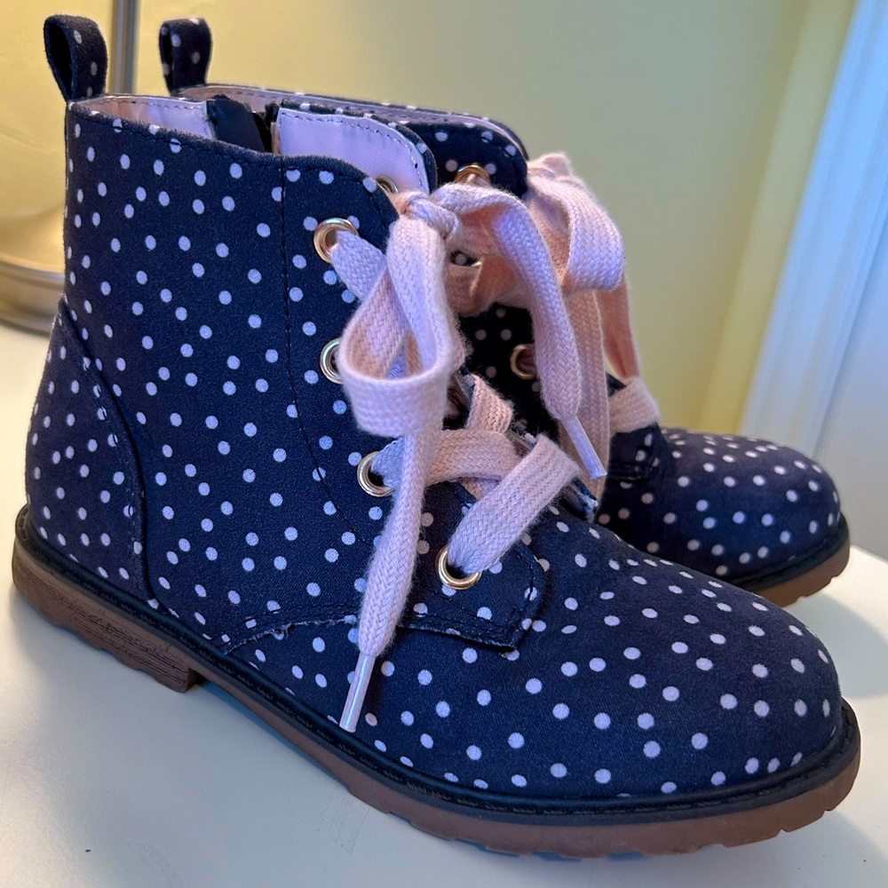 Cat&Jack Navy blue boots, suede-like with pale pink polka dots/ laces, size 12